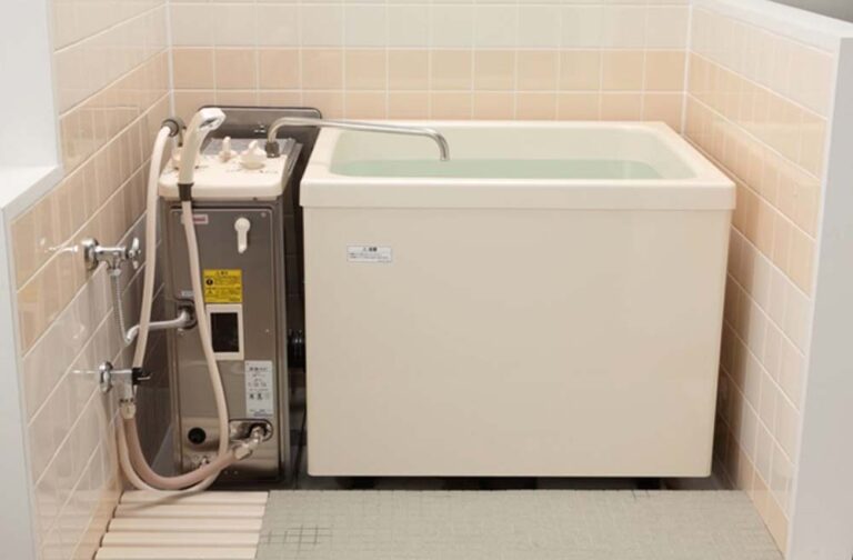 バランス釜からユニットバスへ交換！費用相場・注意点・業者の選び方を解説【東京・神奈川】