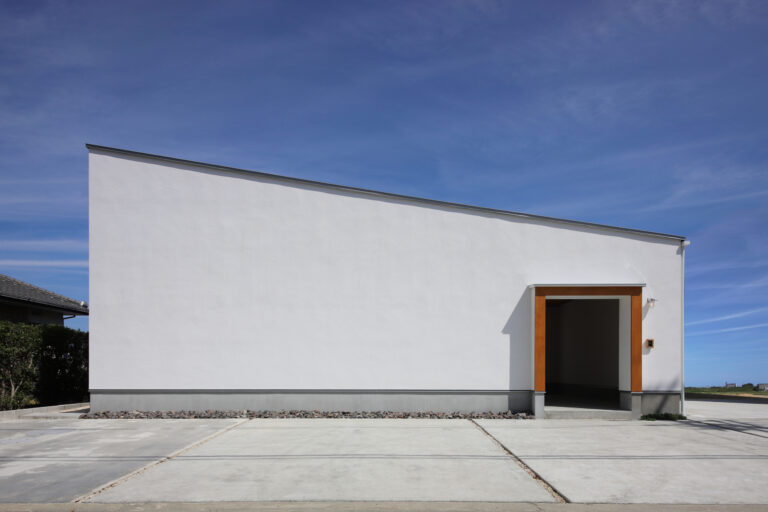 自然素材で建てる、憧れの平屋暮らし in 八王子。30坪で実現する快適空間【MyDesign泉田が解説】