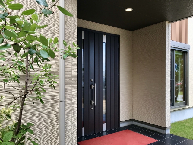 知って安心！玄関ドアの性能まるわかりガイド【強さ、使いやすさ、快適さの秘密】