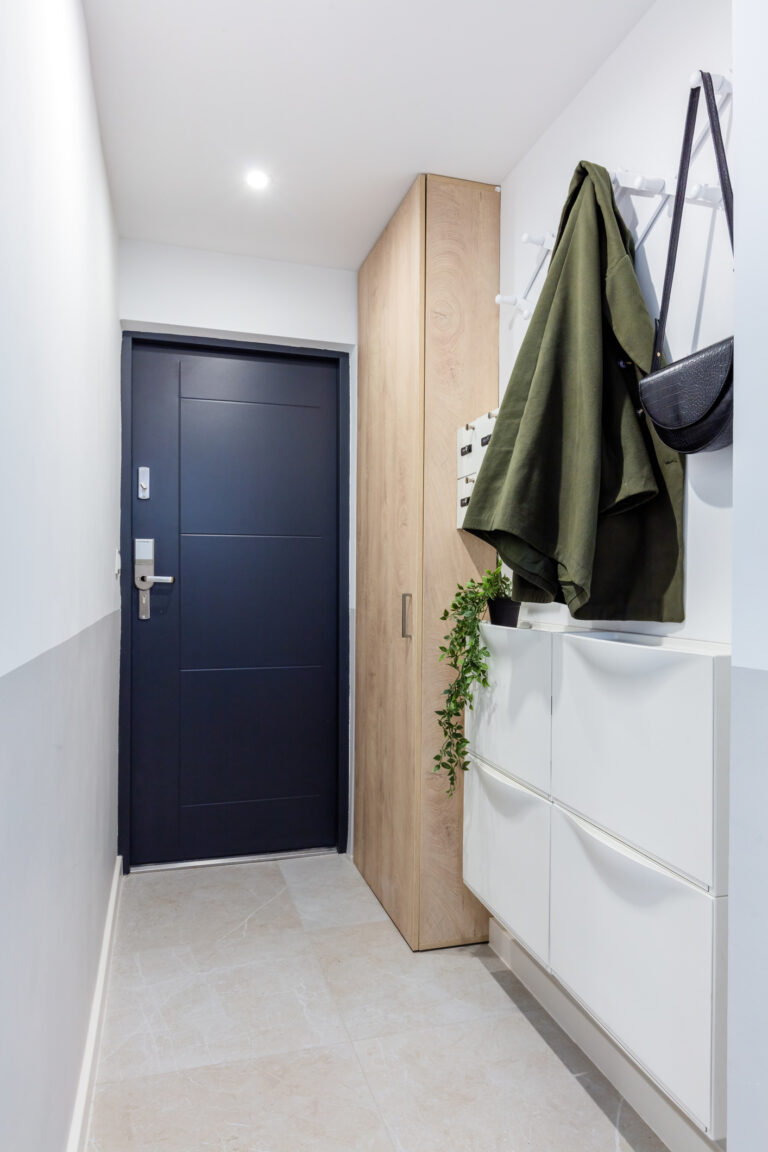 【施工事例】マンションで叶える！収納力2倍＆おしゃれな玄関土間リノベーション｜MyDesign/株式会社Izumida