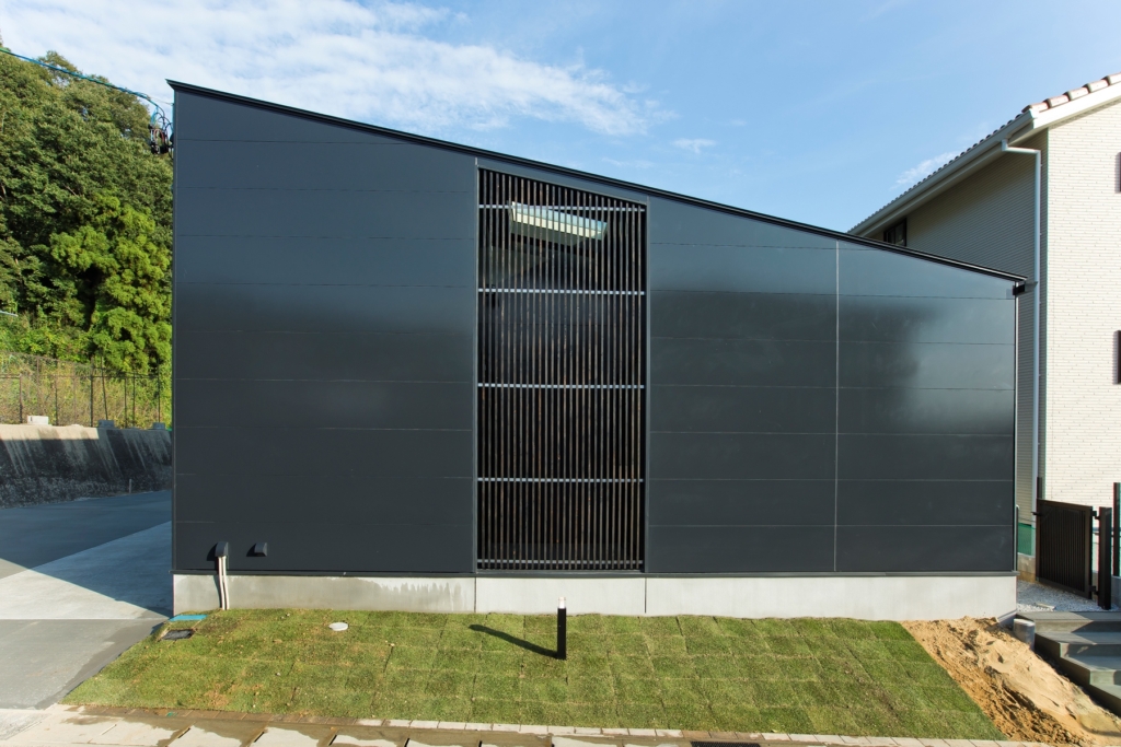 【東京都下で叶える】趣味と愛車を最大限に楽しむ！単身者のための理想のガレージハウス生活