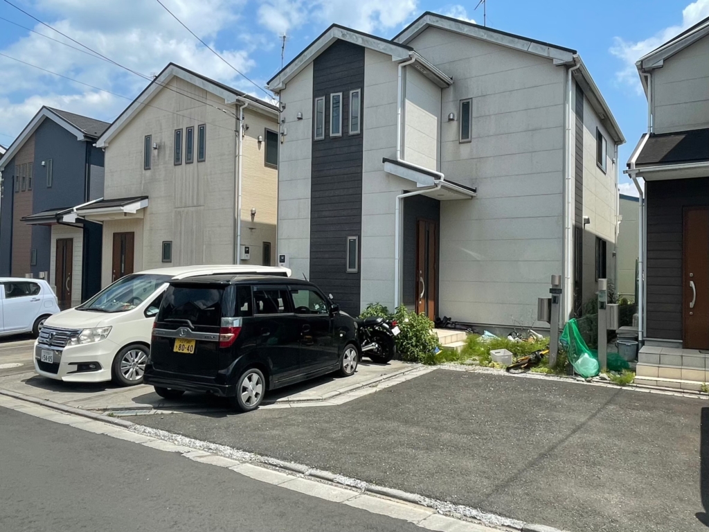 【福生市 T様邸】予算900万円で理想の住まいへ！中古×リノベで叶える、おしゃれなR壁WICのある家