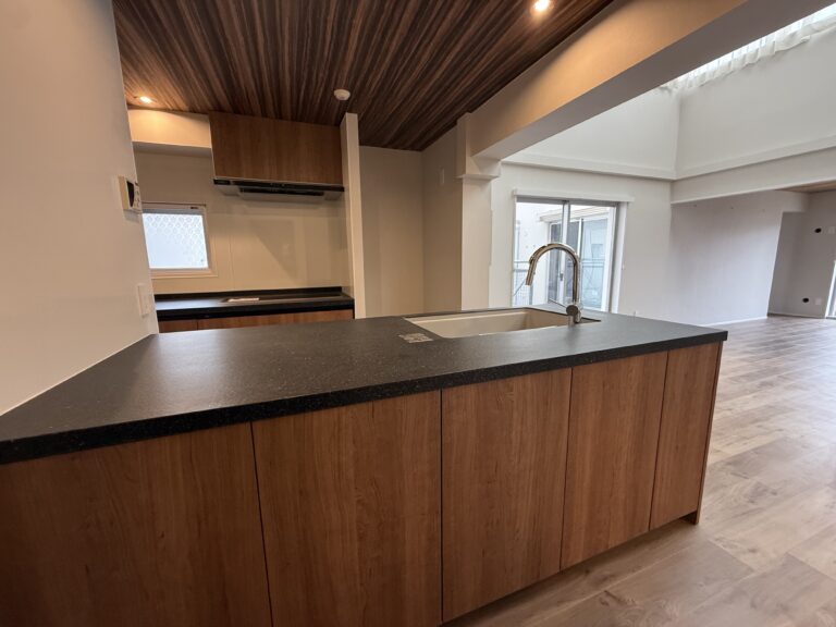 【八王子市近郊】中古マンションリノベで理想の暮らしを実現！K様邸プロジェクト始動！（2階建て＆吹き抜け）